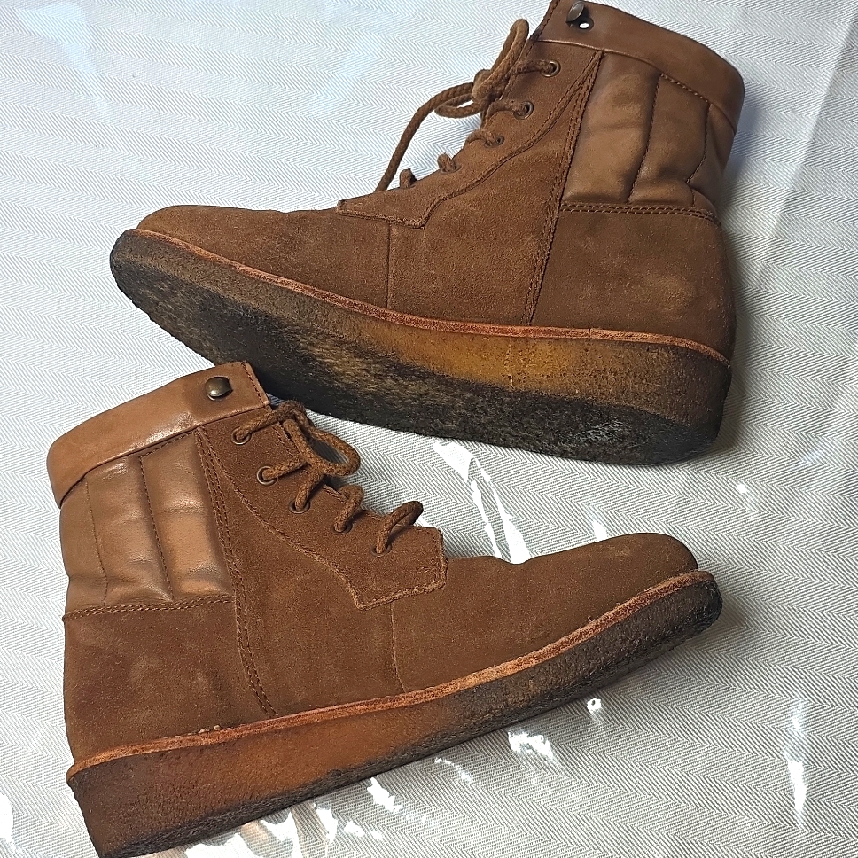 A.P.C Women's High-Top Suede Boots 38